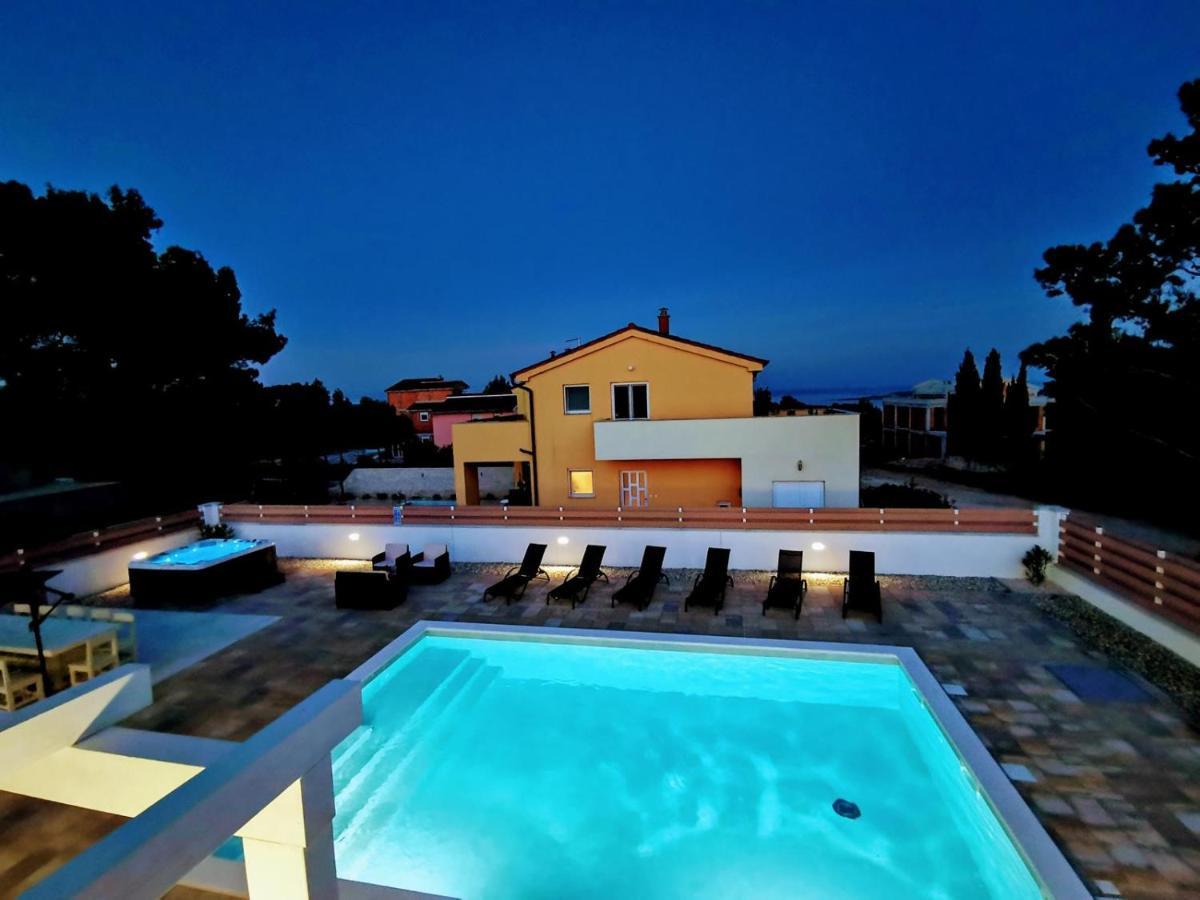 Villa Olivia - New And Modern House With Pool, Souna, Jacuzzi & Playground, Liznjan - Istra Eksteriør bilde